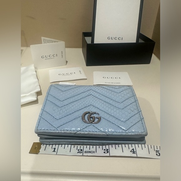 Gucci Baby Blue GG Marmont Quilted Python & Calfskin
Leather Compact Wallet - Picture 9 of 13